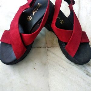 Platform sandals